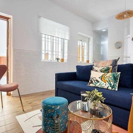 Monkeys Apartments 7Revueltas Deluxe เซบีญา ภายนอก รูปภาพ