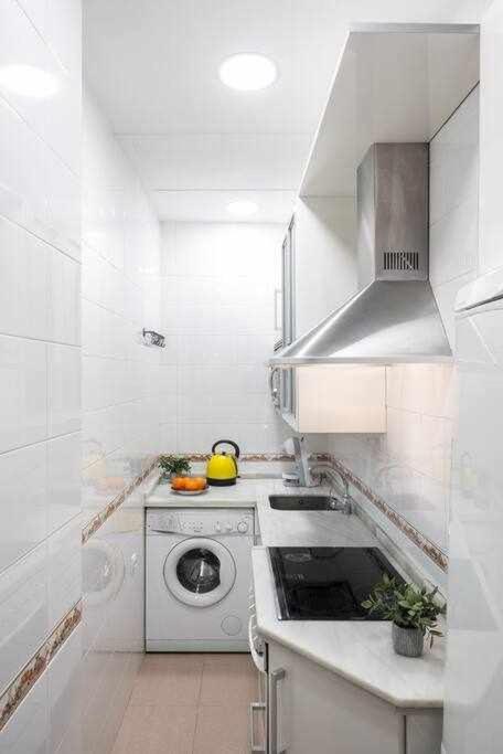Monkeys Apartments 7Revueltas Deluxe เซบีญา ภายนอก รูปภาพ