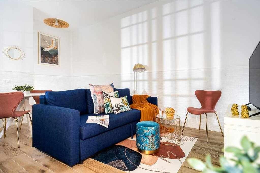 Monkeys Apartments 7Revueltas Deluxe เซบีญา ภายนอก รูปภาพ